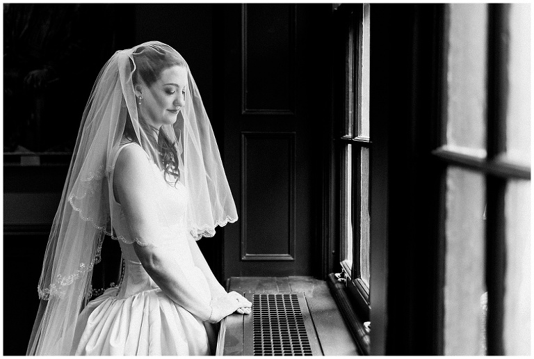 trinity college wedding ceremony, best toronto wedding photographer, documentary style wedding photographer, elegant toronto wedding ideas